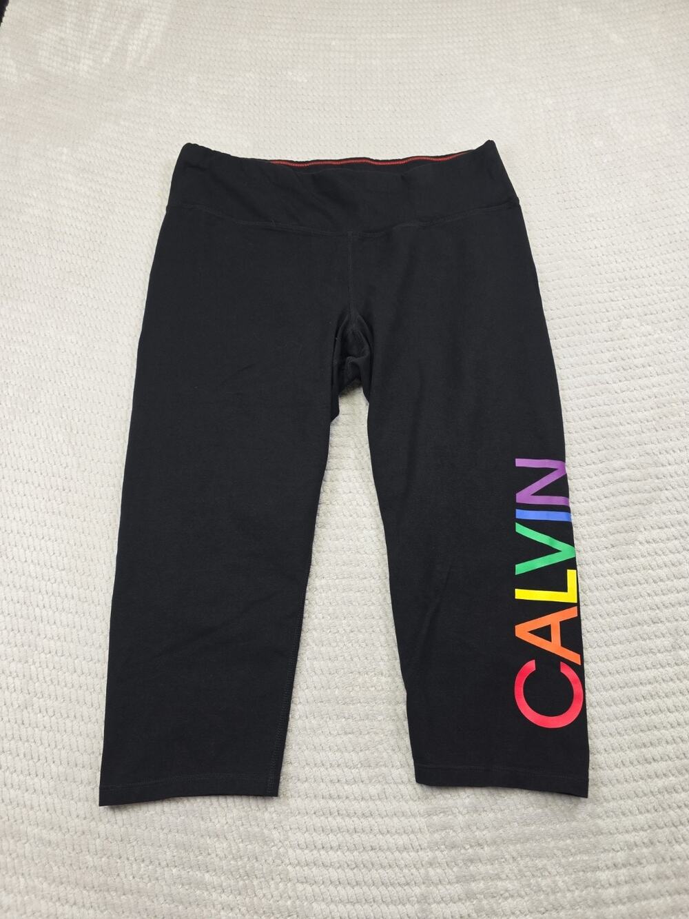 Calvin Klein Leggings Womens 2X Black Rainbow Spell Out Capri